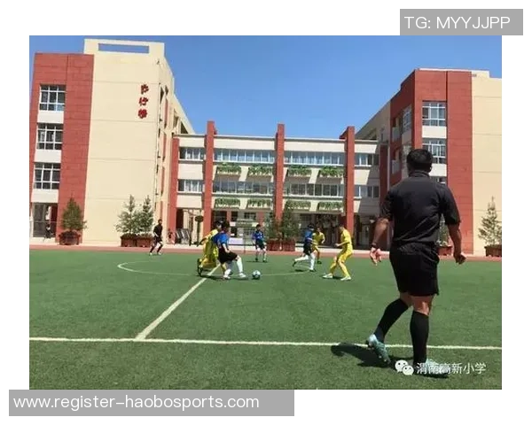 欢聚一堂共庆小学足球节激情四溢的绿茵场上展现梦想与友谊