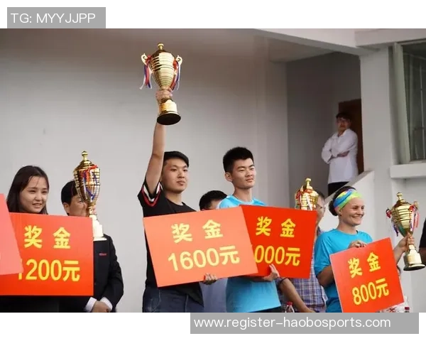 浙江财经大学足球队奋勇拼搏展现青春风采助力校园文化建设与体育精神传播